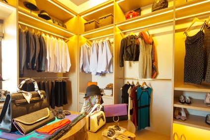 woman's walk in closet